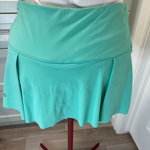 NWOT RARE Color LULULEMON Hit Your Stride Menthol Running Golf Tennis Skirt Sz 8 - Picture 11 of 15